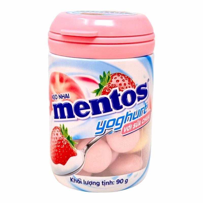 2025/07/1000918766.jpg Mentos Yaourt Fraise & Pêche – 90g – Édition Vietnam – Image 1