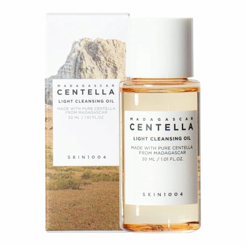 2025/12/1001172733.jpg Madagascar Centella Light Cleansing Oil 30ml – Image 1