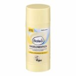 Balea Vaseline Stick 40 g – Stick Protecteur et Hydratant Sans Parfum | Prix Maroc ━━━━━━━━━━━━━━━━━━━━━━━━━━━━━━━━━━━━━━ Description courte Chez Alghandour Market, découvrez Balea Vaseline Stick 40 g, un soin protecteur pratique pour prendre soin des zones sèches de la peau au quotidien. Son format stick facilite l’application et permet de cibler les zones qui ont besoin d’une protection contre le dessèchement. Facile à transporter, il s’intègre aisément dans votre routine de soin à la maison comme en déplacement. ━━━━━━━━━━━━━━━━━━━━━━━━━━━━━━━━━━━━━━ Description longue optimisée SEO – Maroc Présentation du produit Balea Vaseline Stick 40 g est un soin solide à base de vaseline, conçu pour aider à protéger la peau et à préserver sa souplesse. Sa texture forme un film protecteur qui limite la perte d’hydratation et aide à maintenir une sensation de douceur sur les zones sèches. Son format stick de 40 g permet une application pratique et précise, sans avoir à prélever le produit avec les doigts. Il convient notamment aux zones de peau qui ont tendance à devenir sèches ou rugueuses. ━━━━━━━━━━━━━━━━━━━━━━━━━━━━━━━━━━━━━━ Les points forts - Stick de vaseline pratique de 40 g. - Aide à protéger la peau contre le dessèchement. - Contribue à préserver la souplesse de la peau. - Format facile à transporter et à utiliser. - Application ciblée sur les zones sèches. - Formule du stick annoncée sans parfum, à vérifier sur l’emballage de votre référence. ━━━━━━━━━━━━━━━━━━━━━━━━━━━━━━━━━━━━━━ Utilisations Ce stick de vaseline peut être utilisé sur les zones sèches de la peau, notamment les mains, les coudes, les genoux et les pieds. Il peut également être appliqué sur d’autres petites zones sèches si l’étiquette du produit l’autorise. ━━━━━━━━━━━━━━━━━━━━━━━━━━━━━━━━━━━━━━ Conseils d’utilisation - Appliquez une fine couche sur une peau propre et sèche. - Étalez doucement si nécessaire. - Renouvelez l’application selon les besoins de votre peau. - Refermez le stick après utilisation et conservez-le dans un endroit frais et sec. Évitez le contact avec les yeux. Pour les lèvres ou le visage, vérifiez que l’emballage de votre référence autorise cet usage. ━━━━━━━━━━━━━━━━━━━━━━━━━━━━━━━━━━━━━━ Composition / Ingrédients La fiche officielle du Balea Vaseline Stick 40 g indique notamment : - Petrolatum : agent protecteur qui forme un film à la surface de la peau. - Cetearyl Alcohol : agent émollient contribuant à la texture du stick. - Helianthus Annuus Seed Wax : cire de tournesol utilisée pour structurer la formule. - Tocopherol : forme de vitamine E utilisée dans les soins cosmétiques. La liste INCI complète doit être vérifiée sur l’emballage du produit vendu, car la formule peut évoluer. ━━━━━━━━━━━━━━━━━━━━━━━━━━━━━━━━━━━━━━ Pour quel type de peau ? Ce stick peut convenir aux personnes qui souhaitent protéger les zones sèches ou rugueuses et conserver une peau plus souple. Pour les peaux sensibles, vérifiez la composition et testez d’abord le produit sur une petite zone. ━━━━━━━━━━━━━━━━━━━━━━━━━━━━━━━━━━━━━━ Caractéristiques du produit Marque : Balea Type : stick de vaseline protecteur Contenance : 40 g Texture : solide Utilisation : soin des zones sèches Parfum : annoncé sans parfum Conservation : dans un endroit frais et sec ━━━━━━━━━━━━━━━━━━━━━━━━━━━━━━━━━━━━━━ وصف المنتج بالعربية Balea Vaseline Stick بحجم 40 غرام هو ستيك للعناية بالبشرة والمساعدة على حمايتها من الجفاف. يساعد على تكوين طبقة واقية فوق الجلد للحفاظ على نعومته وتقليل فقدان الرطوبة. يتميز بحجمه العملي الذي يسهل حمله واستعماله على المناطق الجافة مثل اليدين والمرفقين والركبتين والقدمين. يُرجى التأكد من طريقة الاستعمال والمكونات الموجودة على العبوة. ━━━━━━━━━━━━━━━━━━━━━━━━━━━━━━━━━━━━━━ English Description Balea Vaseline Stick 40 g is a convenient skin care stick designed to help protect dry areas and maintain skin softness. Its solid texture forms a protective layer that helps reduce moisture loss. The practical format makes targeted application easy at home or on the go. Check the packaging for the complete ingredient list and approved areas of use. ━━━━━━━━━━━━━━━━━━━━━━━━━━━━━━━━━━━━━━ 中文产品描述 Balea Vaseline Stick 40克是一款方便使用的凡士林护理棒，有助于保护干燥肌肤并保持皮肤柔软。其质地可在皮肤表面形成保护层，帮助减少水分流失。便携式设计方便日常使用。具体成分及适用部位请以产品包装说明为准。 ━━━━━━━━━━━━━━━━━━━━━━━━━━━━━━━━━━━━━━ FAQ – Questions fréquentes À quoi sert le Balea Vaseline Stick ? Il aide à protéger les zones sèches de la peau et à préserver leur souplesse. Quel est le format du produit ? Le stick contient 40 g de produit. Le produit est-il sans parfum ? La référence est annoncée sans parfum. Vérifiez toutefois la mention sur l’emballage de votre produit. Comment l’utiliser ? Appliquez une fine couche sur la zone concernée, sur une peau propre et sèche, puis renouvelez si nécessaire. ━━━━━━━━━━━━━━━━━━━━━━━━━━━━━━━━━━━━━━ Mots-clés SEO Maroc Balea Vaseline Stick 40 g, vaseline Balea Maroc, stick vaseline protecteur, vaseline sans parfum, soin peau sèche, stick hydratant peau, protection contre le dessèchement, soin des mains et des pieds, Balea Prix Maroc, acheter Balea au Maroc, vaseline stick Casablanca. ━━━━━━━━━━━━━━━━━━━━━━━━━━━━━━━━━━━━━━ Commandez maintenant 📍 Disponible chez Al Ghandour Market à Casablanca 📌 Sidi Maarouf – Lotissement Hamza – près de la Pharmacie Arriyane 📞 Commande : 0668 44 57 55 🚚 Livraison rapide dans tout le Maroc 💳 Paiement sécurisé ━━━━━━━━━━━━━━━━━━━━━━━━━━━━━━━━━━━━━━ Disponible chez Al Ghandour Market à Casablanca